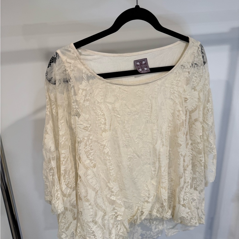 Free People Cream Ruffled 3/4 Sleeve Blouse
